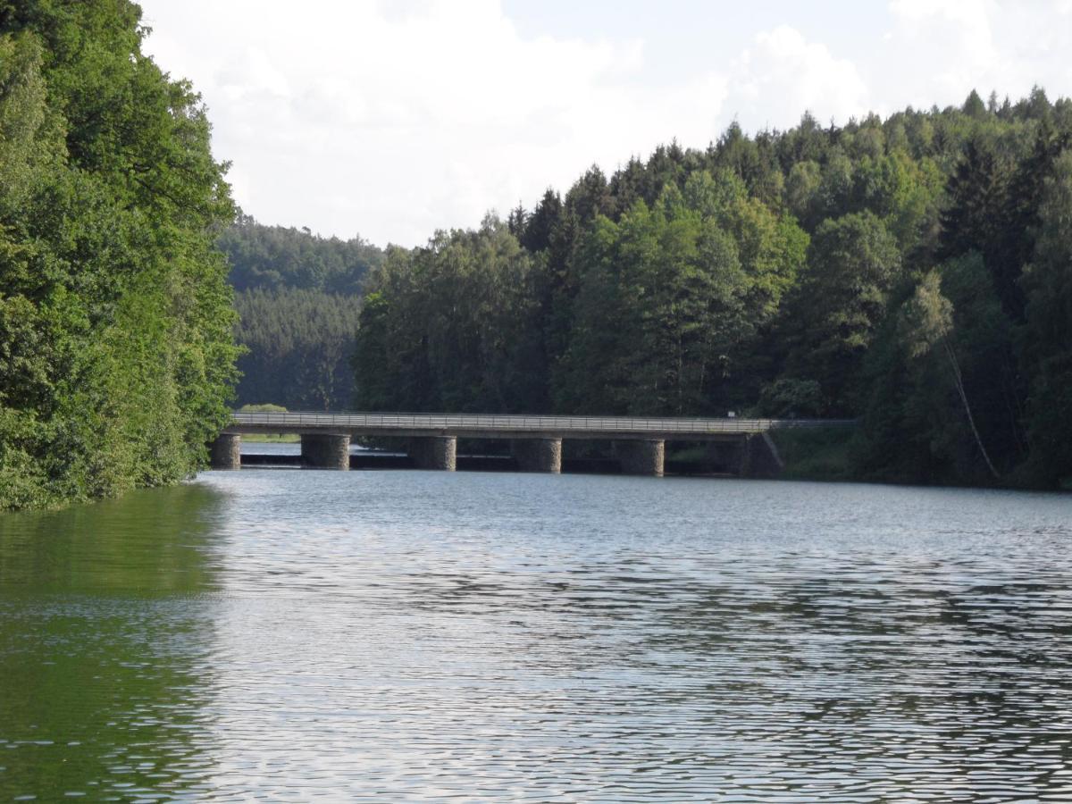 Am Brunnen Merkendorf Zeulenroda-Triebes ภายนอก รูปภาพ